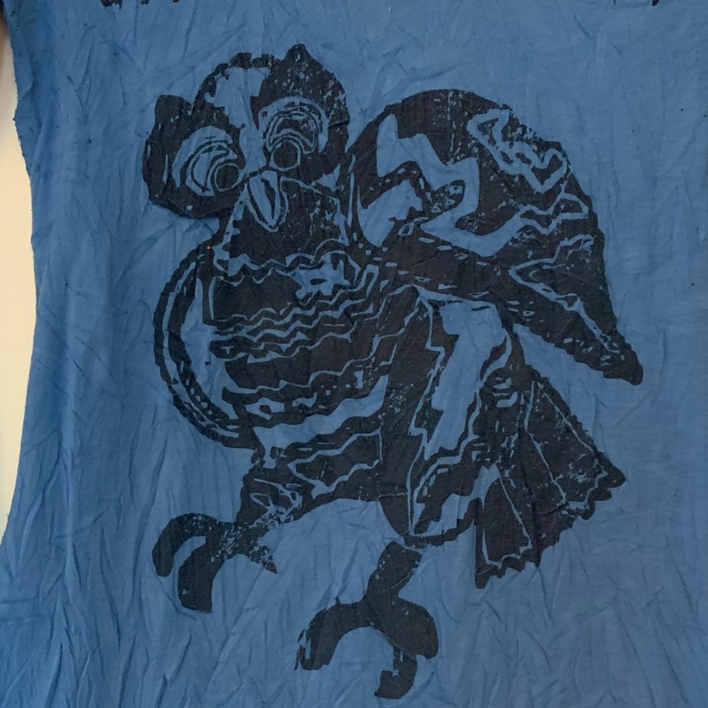 Stretchy Blue Long Sleeve Graphic Tee - Picture 4 of 7